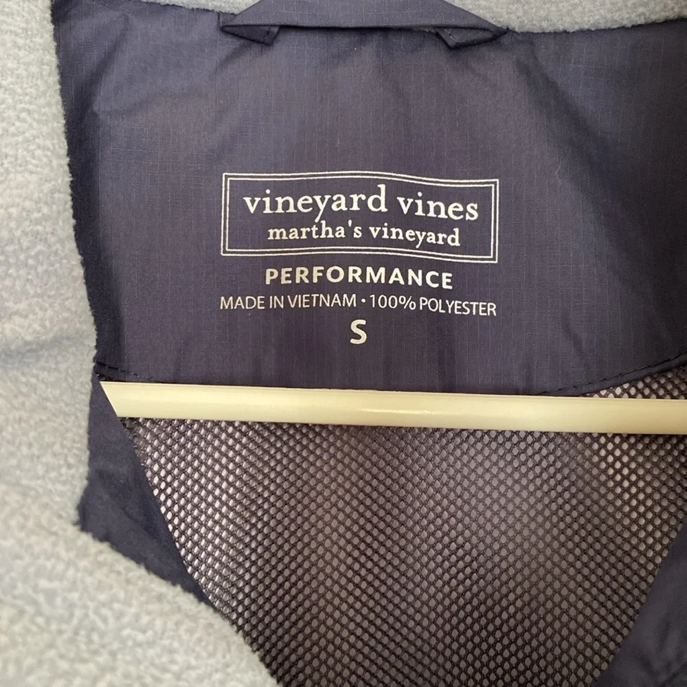 Vineyard Vines Vest - Picture 3 of 3
